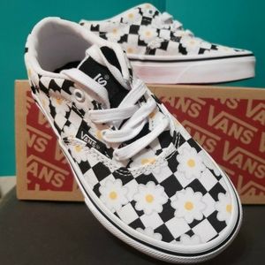 Vans,kids size 11,new w/box